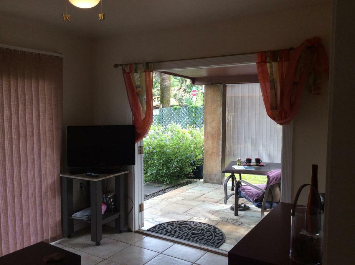 Mediteranean Style Ohana Rental / Garden Bungalow In Pahoa Honolulu Landing エクステリア 写真